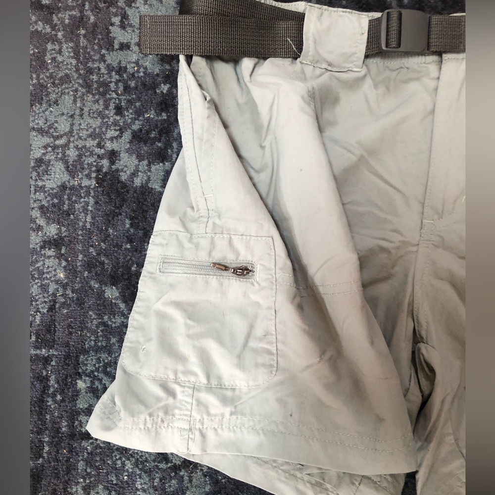 Columbia Hiking Shorts - Picture 4 of 6